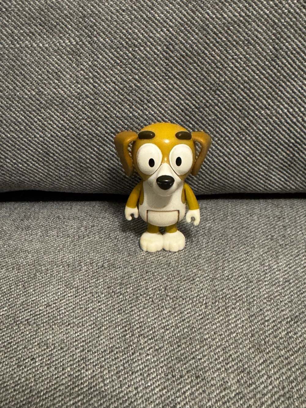 Moose Toys Bluey Honey Dog Figure Action Figure